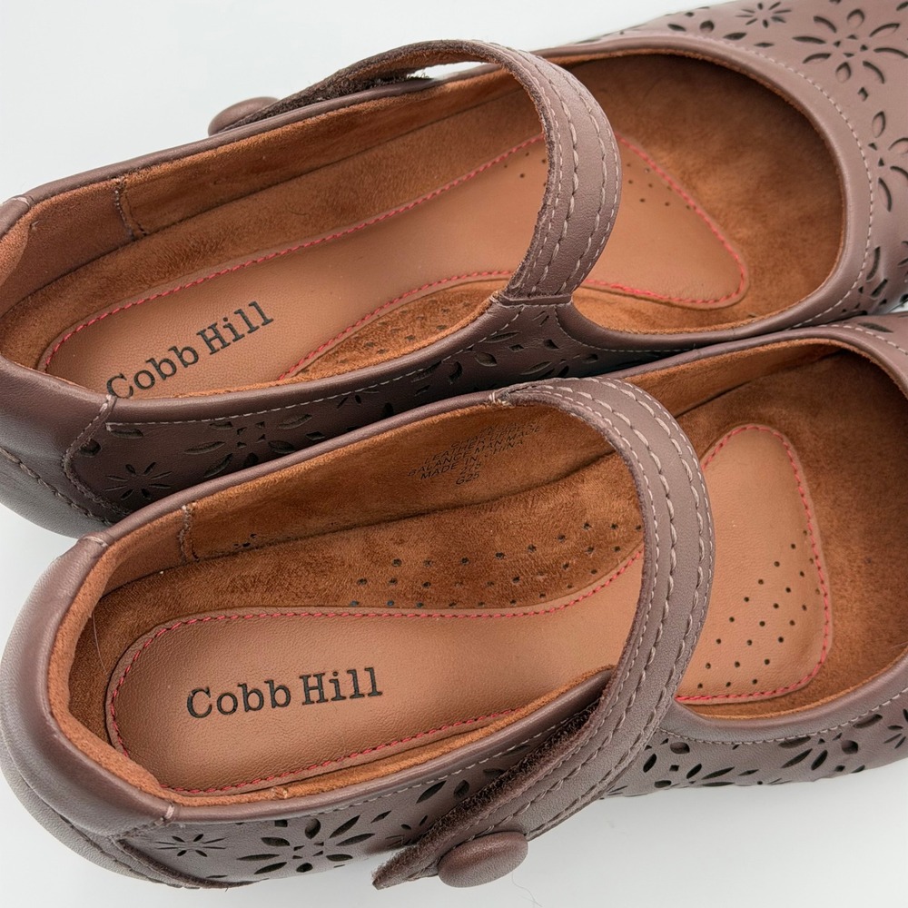Cobb Hill Leather Mary Jane Pumps Womens 9M Brown Floral Laser Cut Comfort Heel - Picture 8 of 10